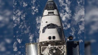 La NASA confirma que el Discovery sufrió un desperfecto en una antena