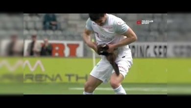 Marta muerde a un futbolista durante un partido