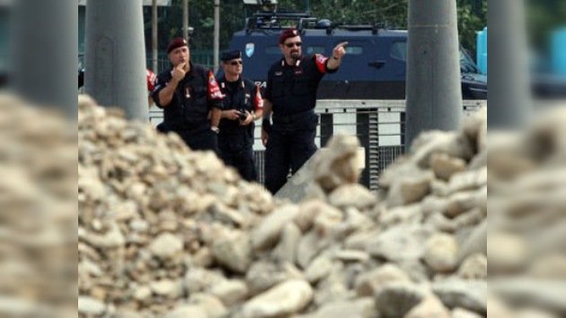 La OTAN planea retirar las barricadas en Kosovo