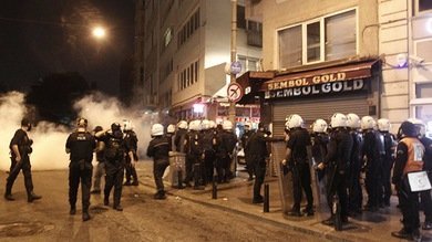 Turquía: Varios muertos y heridos en las protestas por los ataques del EI en Siria