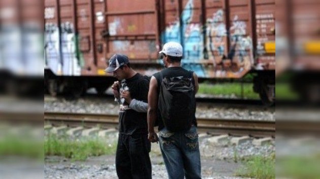Secuestro masivo en México: asaltan un tren con 250 indocumentados en Veracruz