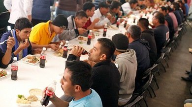 México restringe la publicidad de comida basura para combatir la obesidad