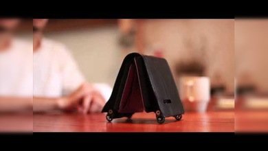 Una cartera inteligente que 'huye' de sus dueños cuando despilfarran