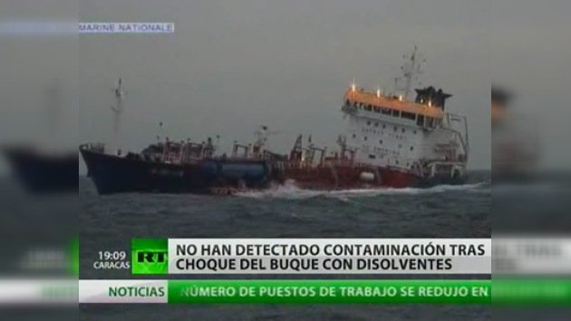 Dos cargueros con sustancias nocivas chocan frente a las costas de Francia