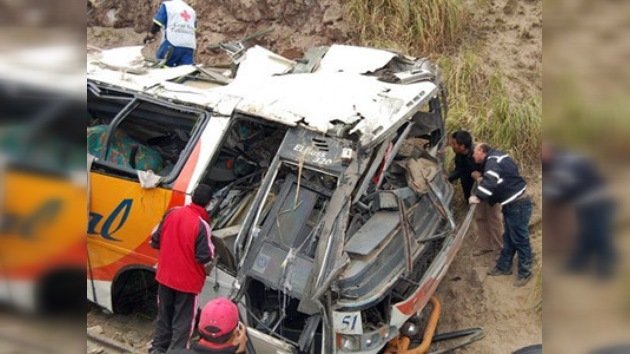 Accidente de tránsito en Ecuador deja 36 muertos