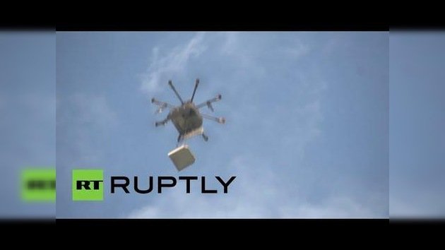 Caída del cielo: Un dron hace su primera entrega de pizza en Rusia