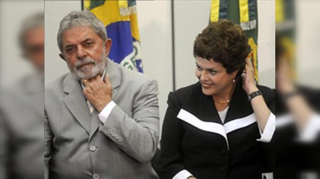 Multan a Lula da Silva por nombrar a su sucesora antes de tiempo
