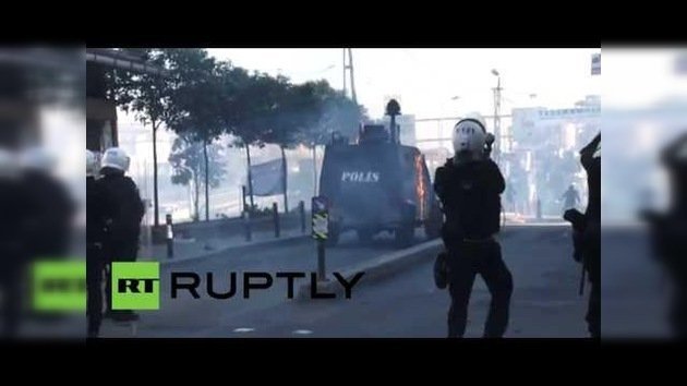 Turquía: La Policía de Estambul dispersa a los manifestantes del Primero de Mayo