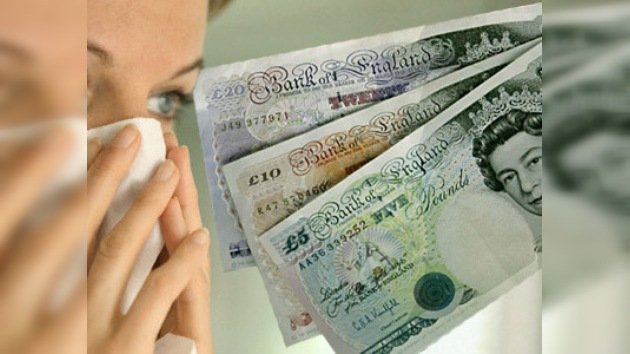 Una británica es alérgica al dinero