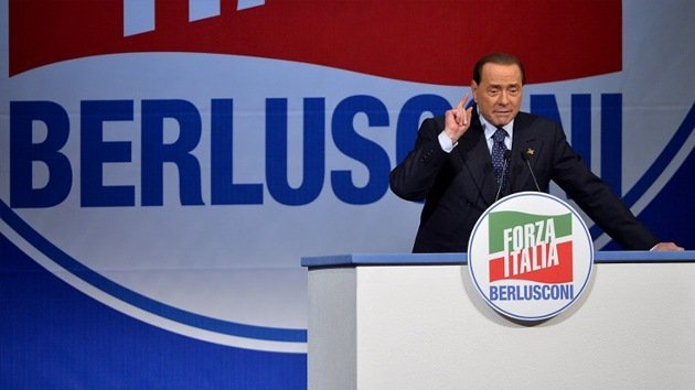 Berlusconi desafía al euro y aboga por una moneda nacional