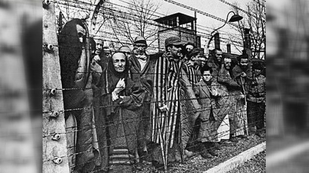 El mundo conmemora a los prisioneros de los campos nazis