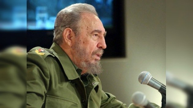 Fidel Castro predice una "terrible guerra" nuclear inminente