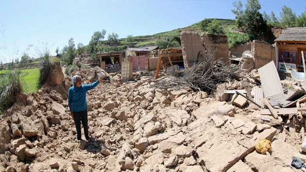 Miles de afectados tras un fuerte terremoto en el suroeste de China