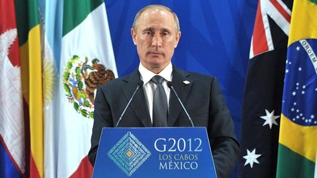 Putin: "Un cambio de poder en Siria sólo es posible por medios constitucionales"