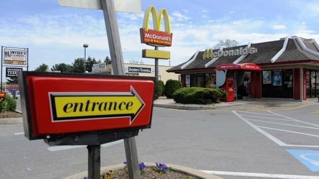 Pequeño restaurante alimentará de por vida a dos ancianos expulsados de McDonald's