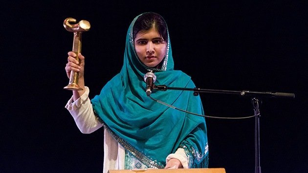 Talibán planea un nuevo ataque contra la joven activista Malala Yousafzai