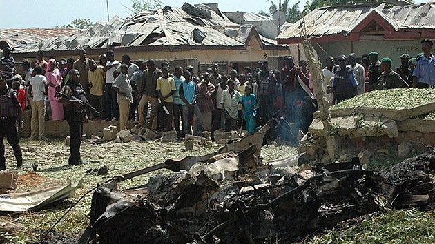 Fotos: Un brutal atentado suicida contra una iglesia nigeriana deja al menos diez muertos