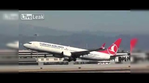 Un avión casi se estrella al aterrizar en Málaga