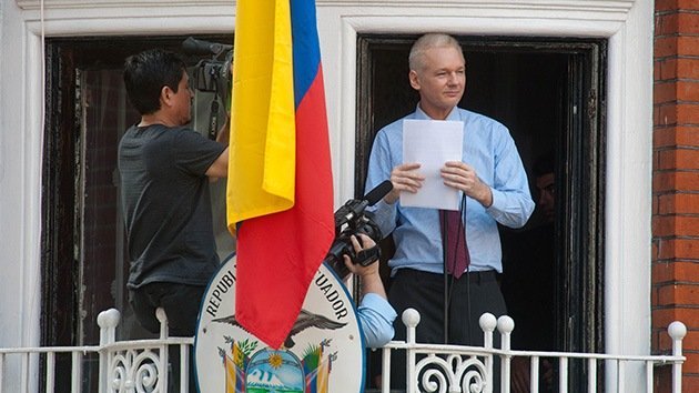 Assange airea su plan de batalla para 2013 en un ‘discurso navideño’