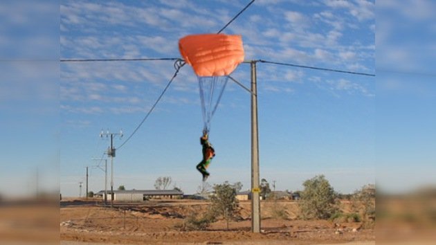Una mujer sufre un accidente de paracaidismo en Australia