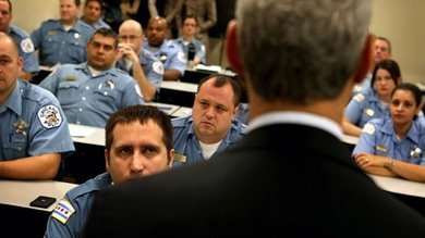 En EE.UU. un hombre demanda a la Policía tras pasar 19 años en prisión injustamente