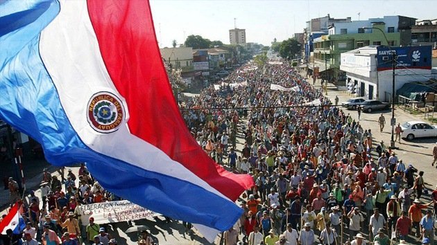 Una huelga indefinida amenaza con paralizar el sistema educativo paraguayo