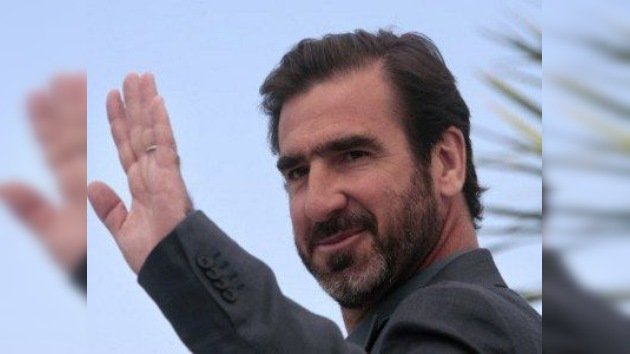 El ex futbolista Eric Cantona dispuesto a salvar la patria