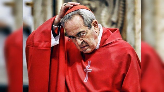 Renuncia el cardenal acusado de ocultar escándalos sexuales de la iglesia