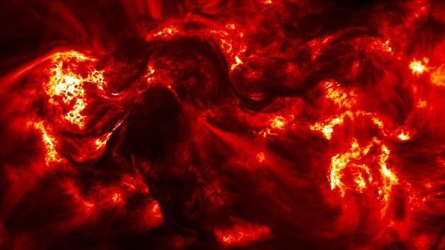 Video: Enormes trenzas magnéticas ponen al Sol a millones de grados de temperatura