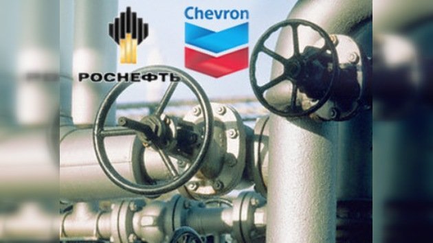 Rosneft y Chevron firman un acuerdo de explotación para el mar Negro