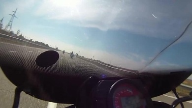 Brutal accidente de moto en Rusia