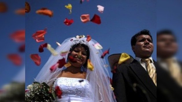 Una boda como regalo de Fin de Año para 92 parejas de Lima