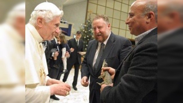 Sorpresa para el Papa: la visita de un cocodrilo