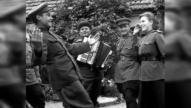 Bailar al estilo de los años 40, otra forma de conmemorar el 9 de mayo