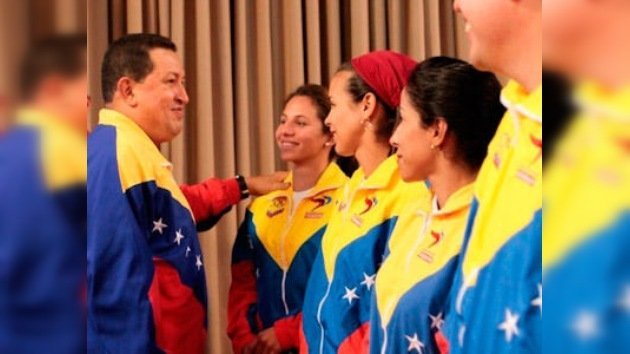 Hugo Chávez cuenta con el 60% de aprobación