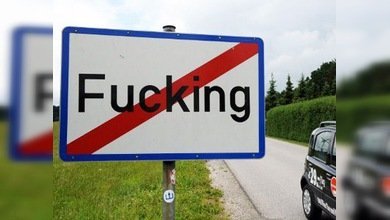 Cansados de burlas, los habitantes de 'Fucking' quieren cambiarle el nombre al pueblo