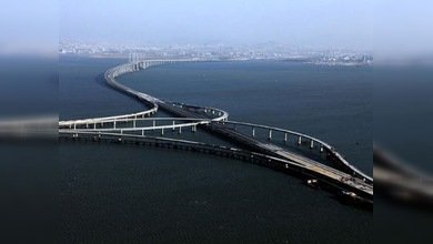 Construyen el puente sobre el agua más largo del mundo