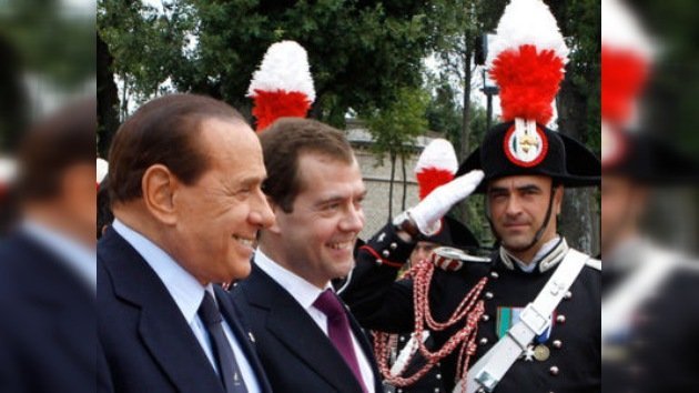 Berlusconi: Italia quiere convertirse en el tercer socio comercial de Rusia
