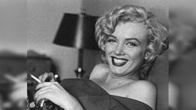 Una cinta muestra a Marilyn Monroe fumando marihuana