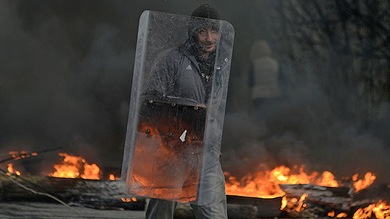 El este de Ucrania se levanta contra Kiev