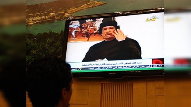 Gaddafi reclama negociaciones a la OTAN para acordar un alto el fuego bilateral