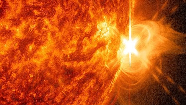 Una fuerte erupción solar interfiere las comunicaciones en la Tierra