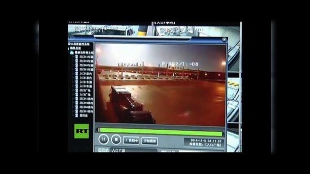 Varias cámaras graban la caída de un meteorito en China