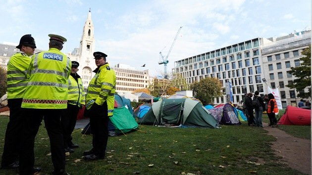 Desalojan otro campamento del movimiento 'Ocupa Londres', "no es el final", dicen