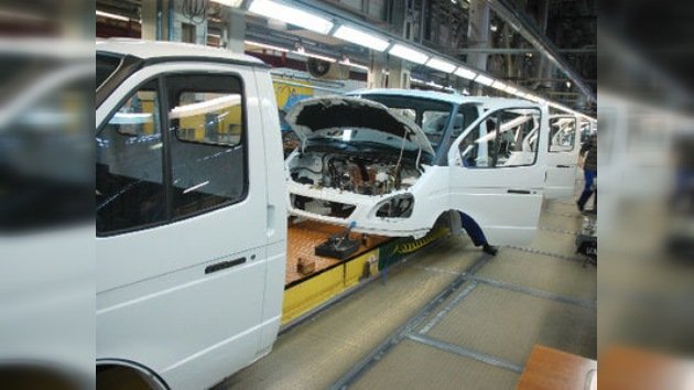 La producción de automóviles en Rusia se ha duplicado en 2010