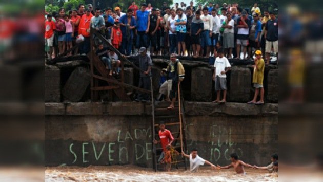 Tormenta tropical en Centroamérica deja 100 muertos