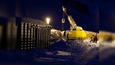 Rescatado de la nieve sin vida un trabajador en la isla de Sajalín