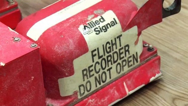 ¿Qué podrán revelar las cajas negras del MH17?