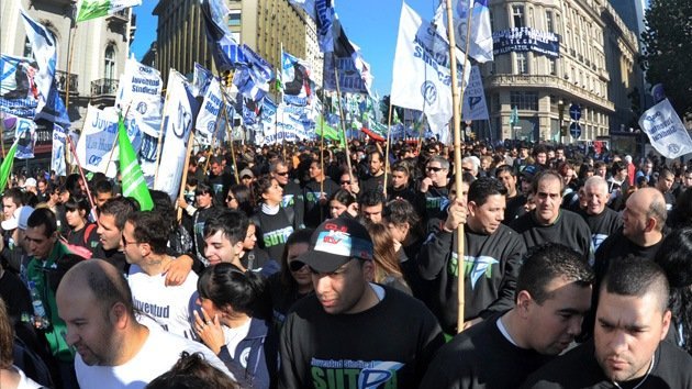 La primera jornada de la huelga general en Argentina no paralizó al país