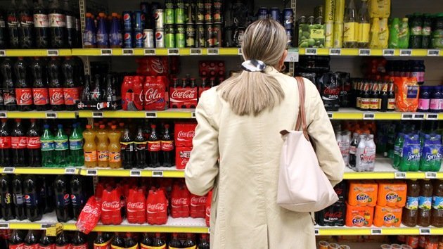 Revelan vínculos entre consumo de coca-cola y el envejecimiento del ADN